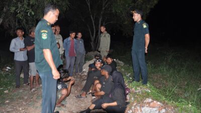 Satpol PP dan WH Aceh Besar Tertibkan Gerombolan Anak Punk dari Palembang