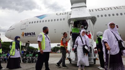 Jemaah Kloter 2 Aceh Tiba di Tanah Air, Empat Jemaah Masih Dirawat di Tanah Suci