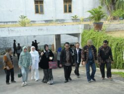 Asisten Administrasi Umum Setda Aceh Dampingi Tim Komisi X DPR RI Tinjau Perpustakaan Aceh