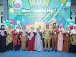 Hari Pertama Masuk Sekolah, Bunda PAUD Kota Kunjungi SD AL Azhar