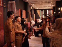 58 Koleksi Wastra Dipamerkan di Museum Aceh, Kadisbupar: Bentuk Pelestarian Kebudayaan