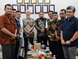 Terima Kunjungan Silaturahmi GM PT SBA Yang Baru, Ini Permintaan Pj Bupati Muhammad Iswanto