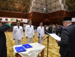Pj Gubernur Bustami Lantik Tiga Penjabat Kepala Daerah