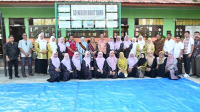 Bunda PAUD Aceh Besar Tinjau MPLS Empat Sekolah di Kecamatan  Montasik