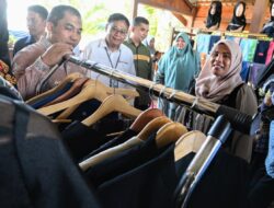 Pj Bupati Iswanto dan Cut Rezky Hadiri Peresmian Rumah Tenun Mutiara Songket