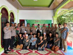Gelar Jum’at Curhat, Kapolres Aceh Besar Silaturahmi Bersama Pimpinan Dayah Al-Muhajirin Tgk Di Ujeun, Abi Lampisang