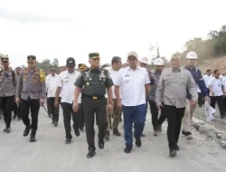 Pangdam IM Bersama Pj Gubernur Aceh Tinjau Progres Pembangunan Ruas Jalan Tol Sibanceh