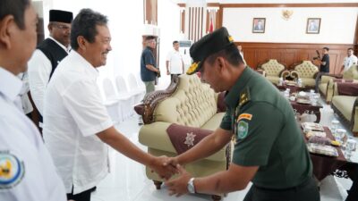 Kasdam IM Sambut Kedatangan Menteri Kelautan dan Perikanan di Bandara SIM