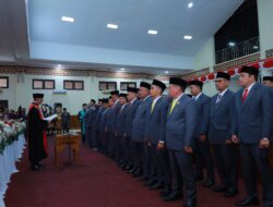 Sah, 25 Anggota DPRK Aceh Barat Dilantik dan Diambil Sumpah