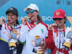 Atlet Riau Raih Emas Selam Laut M Course Putri PON XXI
