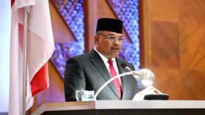 Pj Gubernur Safrizal Sampaikan Ranqan APBA Tahun Anggaran 2025 ke DPRA