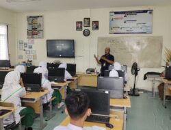 Sejumlah Praktisi DUDIKA Jadi Guru Tamu di SMKN 1 Al Mubarkeya