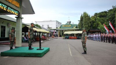 Meriahkan HUT ke 79 TNI, Dandim 0101/KBA Pimpin Apel Pembukaan Lomba PBB Antar Pelajar