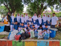 Siswa SMP di Sabang Lakukan Pembuatan Kompos dan Penanaman Bibit Sayur
