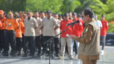 Plh Sekda Aceh Pimpin Apel Kesiapsiagaan dan Gelar Pasukan Peringatan Bulan PRB