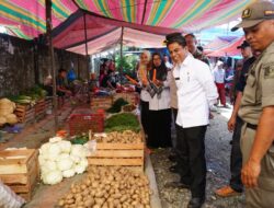 Sidak Pasar Tradisional: Harga Bahan Pokok di Nagan Raya Stabil