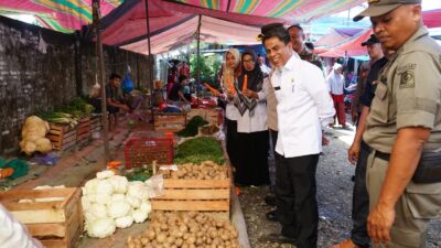 Sidak Pasar Tradisional: Harga Bahan Pokok di Nagan Raya Stabil