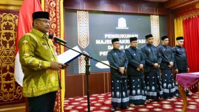 Pj Gubernur Safrizal Kukuhkan Majelis Akreditasi Dayah Aceh, Ini Tugasnya