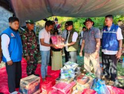 Pj Bupati Iskandar Kunjungi dan Serahkan Bantuan Korban Kebakaran di Tadu Raya