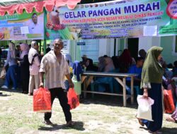 Aksi Pangan Murah Pemkab Aceh Besar di Pulo Nasi Sangat Terbantu Warga