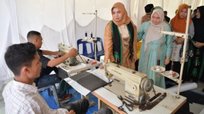 Pj Ketua Dekranasda Safriati Minta Perajin di Aceh Utara Bentuk Koperasi