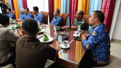 Dipimpin Mendagri Tito Karnavian, Pj Bupati Aceh Besar Ikuti Rakor Pengendalian Inflasi Melalui Zoom Meeting