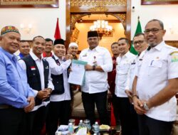 Pj Gubernur Safrizal Tampung Aspirasi Buruh Aceh
