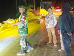 Babinsa Lae Ikan, Garcep Tangani Longsor Dijalan Nasional Subulussalam – Sidikalang