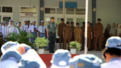 Dandim 0101/KBA Berikan Pesan Inspiratif untuk Generasi Muda di SMAN 3 Banda Aceh