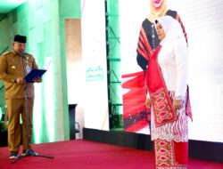 Pj Gubernur Safrizal Kukuhkan Bunda Literasi Aceh dan Resmikan Ruang Teater Library DPKA