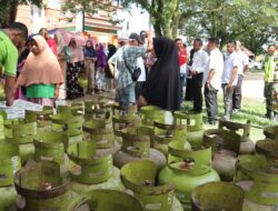 Respon Kelangkaan Gas 3 Kilogram, Pengkab Pijay Lakukan Operasi Pasar