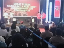 Debat Publik Pilkada Pijay Berlangsung Seru dan Alot