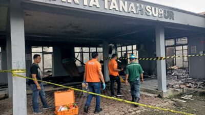 Polres Aceh Barat Lakukan Olah TKP Kebakaran Kantor PT Karya Tanah Subur