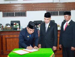 Pemkab dan DPRK Aceh Besar Sahkan APBK 2025