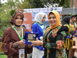 Pj Ketua Dekranasda Aceh Apresiasi Integrasi Kegiatan di Lut Tawar Fashion Show