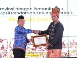 Penghargaan Nasional BKKBN Aceh Terbaik Pemanfaatan Data Hasil Pendataan Keluarga
