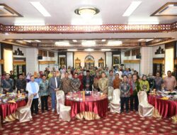 Pj Gubernur Safrizal Jamu Sejumlah Rektor dari Universitas Luar Aceh