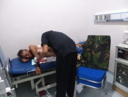 Warga Kuta Baro Korban Bacok Dirawat di Rumah Sakit, Pelaku Buronan Polisi