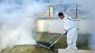 Cegah DBD Lingkungan Mako dan Rumdis, Lanudal Sabang Lakukan Fogging