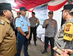 Pastikan Kesiapan dan Keamanan, Danlanud MUS bersama Forkopimda Tinjau Posko Nataru