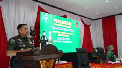 Pangdam Iskandar Muda Beri Pengarahan kepada Angota dan Persit Detasemen Intelijen