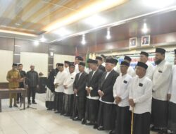 Pj Walikota Syaridin Kukuhkan Pengurus DKU, Pimpinan dan Anggota MPU Kota Langsa