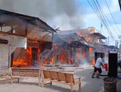 Si Jago Merah Mengamuk, Belasan Ruko Keude Jungka Gajah Ludes Terbakar