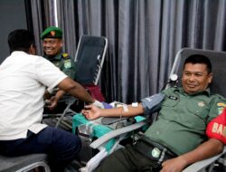 Wujud Peduli Sesama, Personel Kodim 0101/Kota Banda Aceh Ikuti Donor Darah HUT ke-79 Persit KCK
