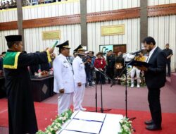 Lantik Bupati Singkil, Gubernur Aceh: Jaga Keharmonisan dengan Legislatif