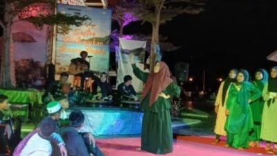 Dindon WS Gelar Pagelaran Sastra Pertunjukan Ruang Publik “Rubiah” di Sabang