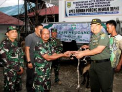 Jelang Ramadhan 1446 H, Dandim 0101/KBA Serahkan Sembilan Ekor Sapi untuk Meugang