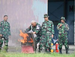 Latihan Pemadam Kebakaran, Lanud MUS Gelar Simulasi di Apron Charlie