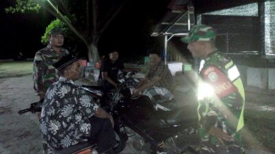Ciptakan Suasana Kondusif, Koramil 16/Pulo Aceh Sambangi Warga Malam Ramadhan