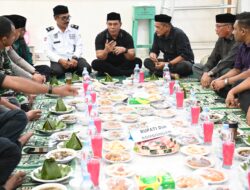 Bupati Aceh Besar Buka Puasa Bersama Warga Gla Meunasah Baro